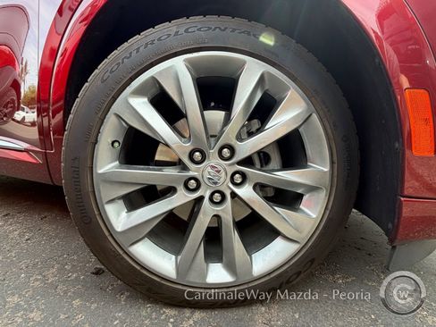 Used 2022 Buick Envision Avenir w/ Technology Package II FWD image 7