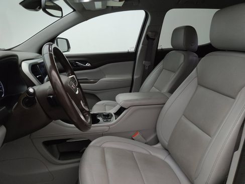 Used 2021 GMC Acadia SLT FWD image 17