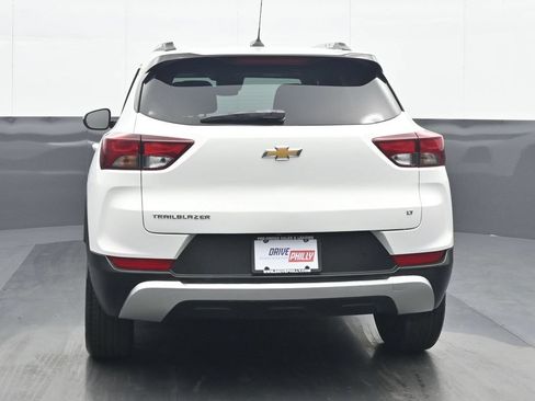 Used 2023 Chevrolet TrailBlazer LT FWD image 5