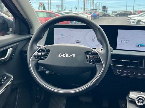 Used 2024 Kia EV6 Light AWD/4WD image 14