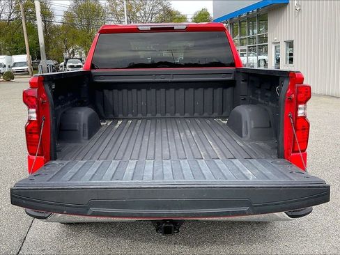 Used 2022 Chevrolet Silverado 1500 LT AWD/4WD image 30