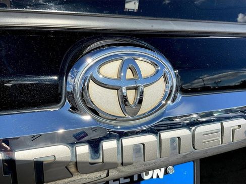 Used 2018 Toyota 4Runner Limited image 31