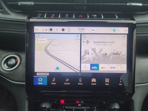 New 2025 Jeep Grand Cherokee L Limited image 2