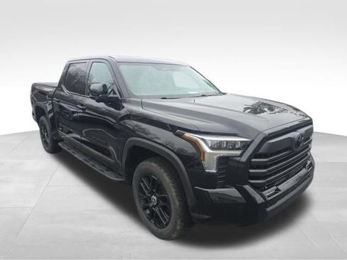 Used 2024 Toyota Tundra Limited image 11