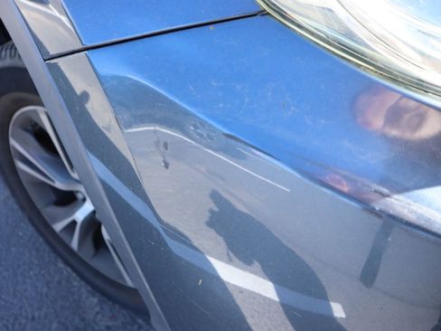 Used 2018 Toyota Highlander Plus w/ Carpet Mat Package (TMS) image 26