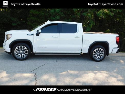 Used 2023 GMC Sierra 1500 Denali AWD/4WD image 9