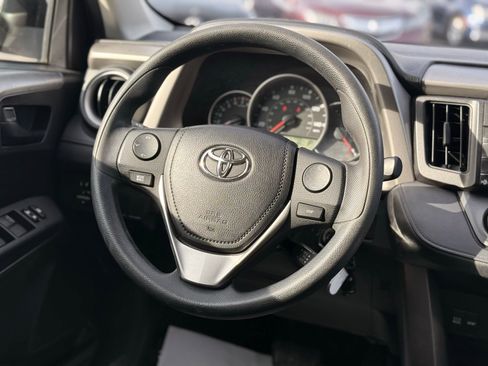 Used 2016 Toyota RAV4 LE image 34