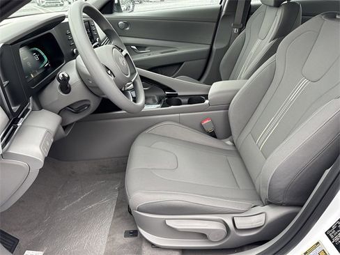 New 2026 Hyundai Elantra Blue image 9
