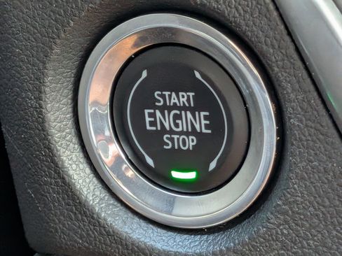 Used 2024 Buick Encore GX Avenir w/ Avenir Convenience Package AWD/4WD image 32