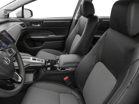 Used 2018 Honda Clarity Plug-In Hybrid image 9