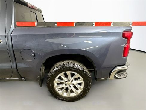 Used 2020 Chevrolet Silverado 1500 LTZ w/ LTZ Premium Package image 36