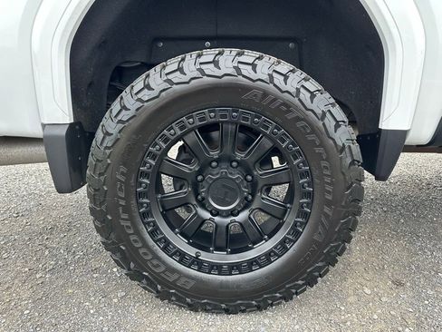 Used 2025 GMC Sierra 3500 Denali Ultimate w/ LPO, GMC Protection Package image 21