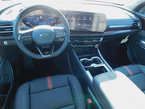 New 2026 Chevrolet Traverse RS w/ LPO, Illumination Package FWD image 14