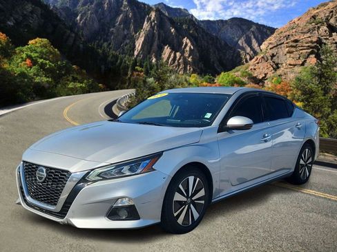 Used 2020 Nissan Altima 2.5 SL image 5