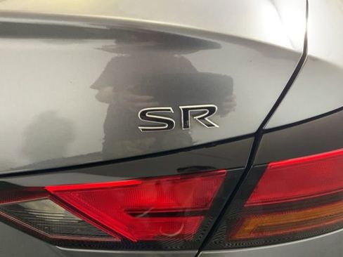 Used 2019 Nissan Altima 2.5 SR w/ SR Premium Package image 15