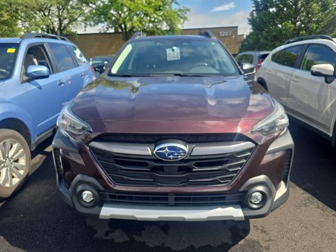 Used 2023 Subaru Outback Limited AWD/4WD image 3