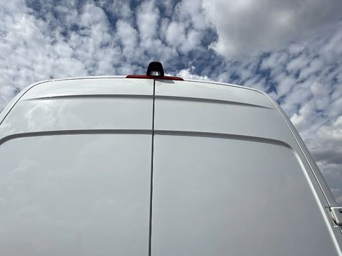 Used 2021 Mercedes-Benz Sprinter 3500 image 6