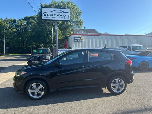 Used 2020 Honda HR-V LX image 4