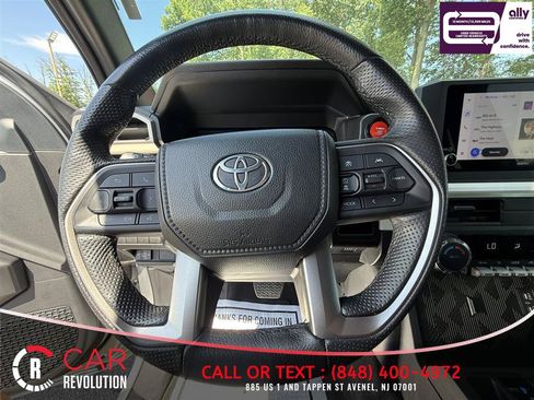 Used 2024 Toyota Tacoma TRD Off-Road AWD/4WD image 13