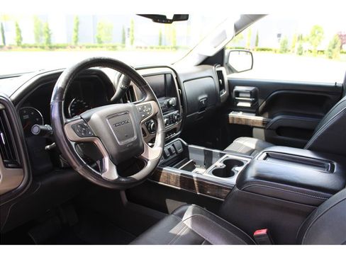Used 2015 GMC Sierra 1500 Denali AWD/4WD image 9