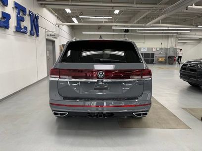 New 2026 Volkswagen Atlas SEL Premium R-Line