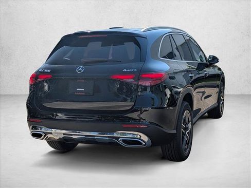 New 2026 Mercedes-Benz GLC 300 4MATIC image 2