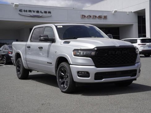 New 2026 RAM 1500 2WD Crew Cab image 2