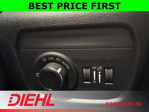 New 2026 Jeep Grand Cherokee Laredo X AWD/4WD image 23