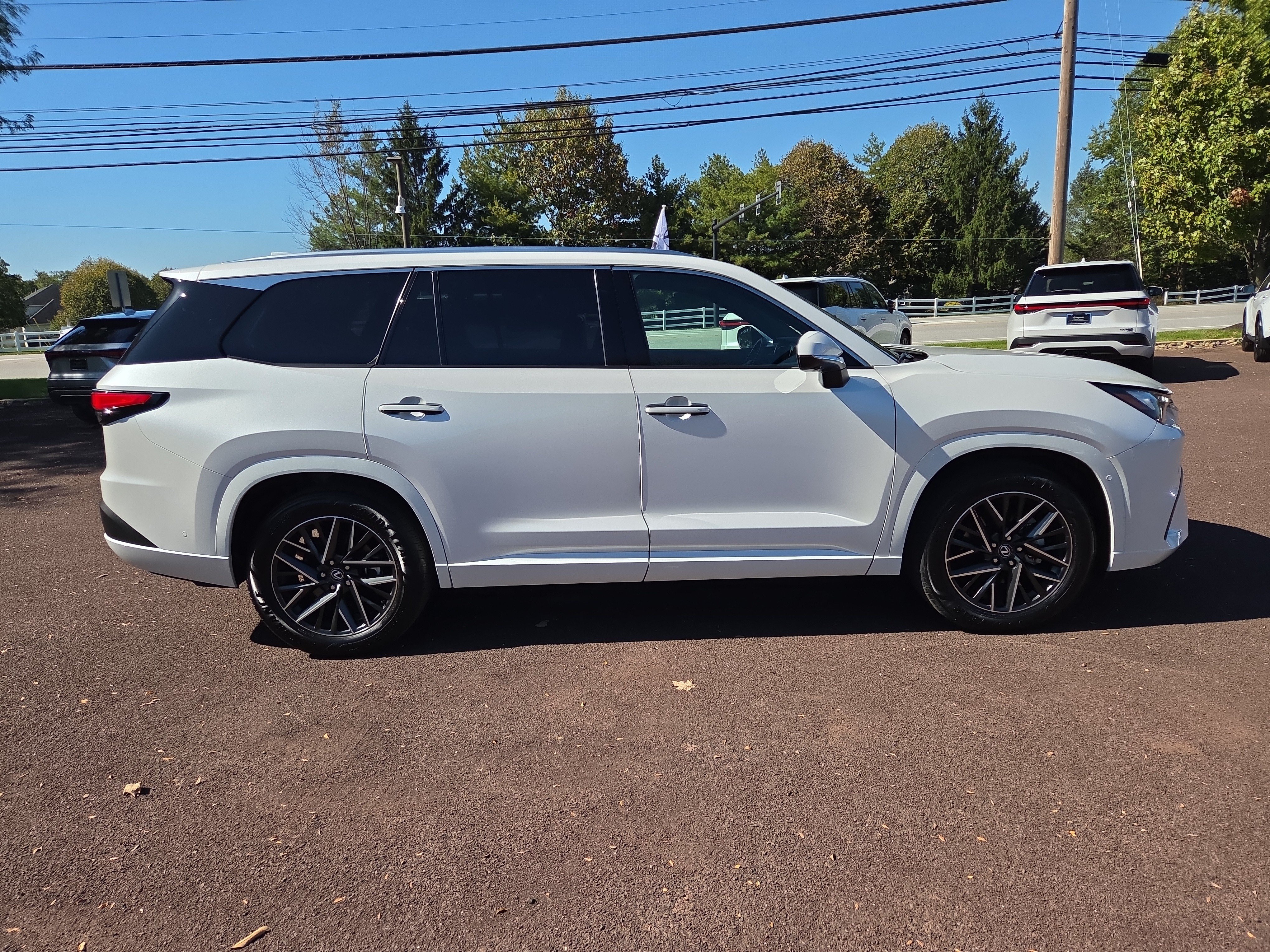 Certified 2025 Lexus TX 350 AWD w/ Technology Package image 2