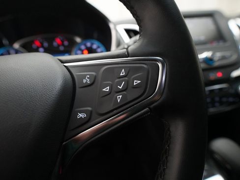 Used 2024 Chevrolet Equinox LT w/ LPO, Floor Liner Package image 19