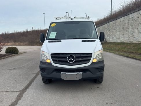 Used 2014 Mercedes-Benz Sprinter 2500 image 10