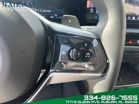 Used 2024 BMW 530i w/ Premium Package RWD image 19