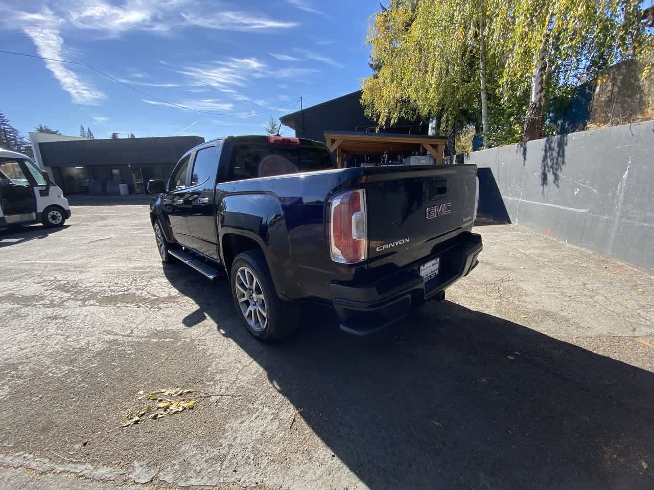 Used 2018 GMC Canyon Denali AWD/4WD image 4