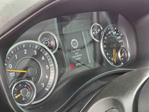 Used 2019 RAM 3500 Tradesman RWD image 10