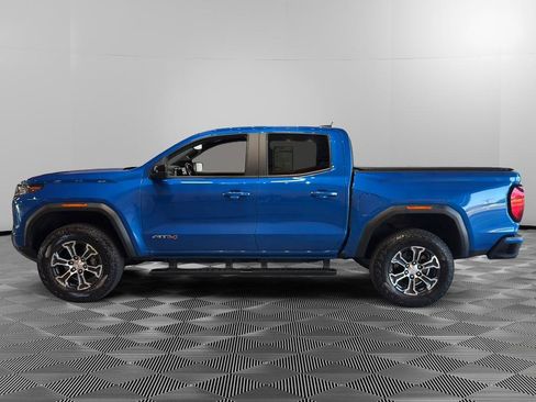Used 2023 GMC Canyon AT4 w/ AT4 Premium Package AWD/4WD image 2