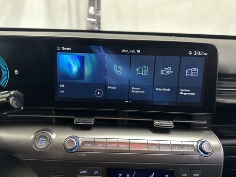 Used 2025 Hyundai Kona SEL image 16