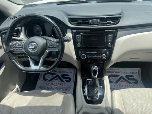 Used 2020 Nissan Rogue Sport SV w/ Technology Package image 10