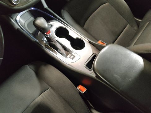 Used 2022 Chevrolet Malibu RS FWD image 26