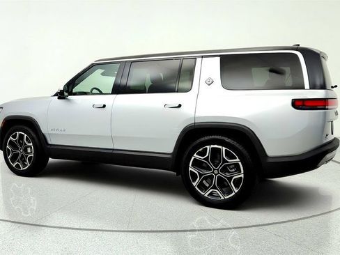 Used 2025 Rivian R1S Adventure AWD/4WD image 7