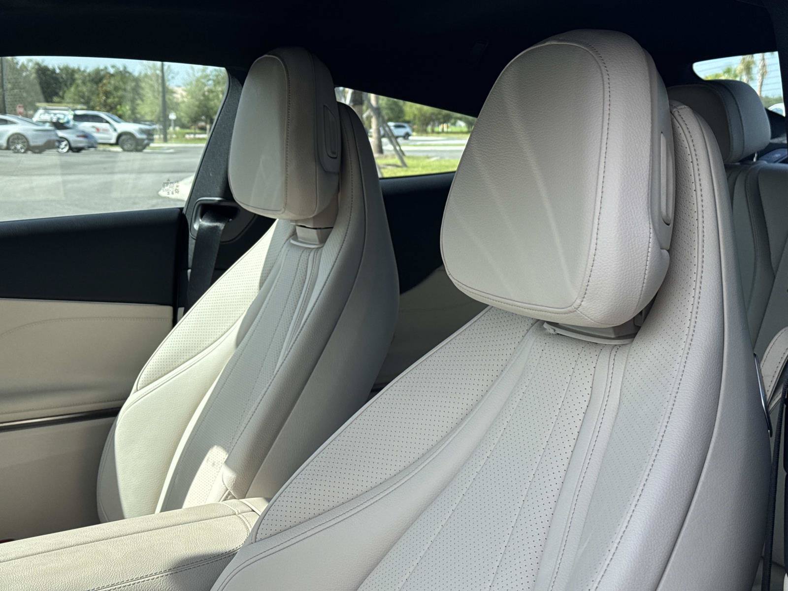 Used 2025 Mercedes-Benz CLE 300 4MATIC Coupe image 13