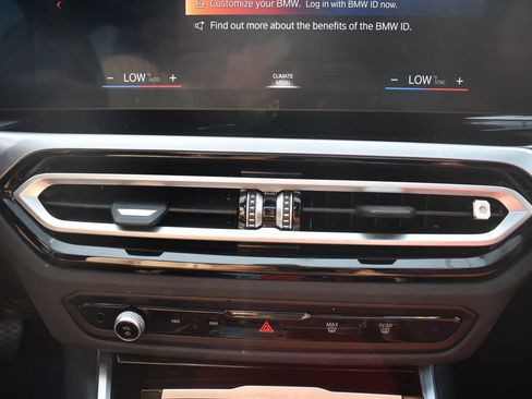 Used 2023 BMW i4 eDrive35 RWD image 19