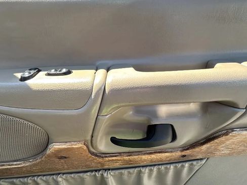 Used 2000 Ford E-350 and Econoline 350 Extended Super Duty RWD image 28