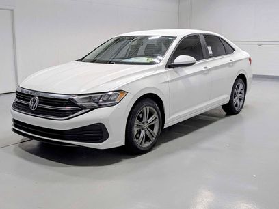 Used 2024 Volkswagen Jetta SE