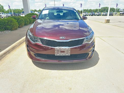 Used 2016 Kia Optima LX FWD image 8