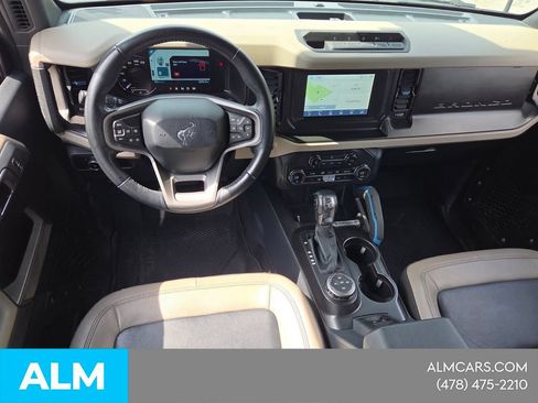 Used 2023 Ford Bronco Wildtrak AWD/4WD image 9