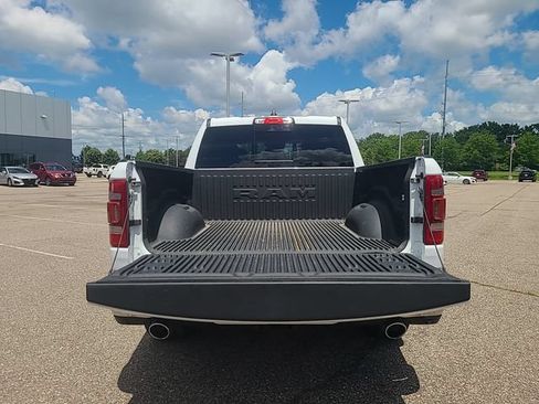 Used 2023 RAM 1500 Laramie AWD/4WD image 33