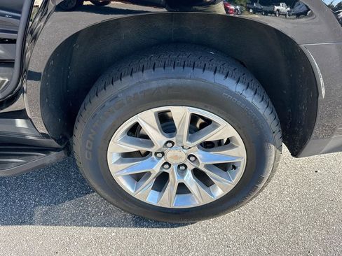 Certified 2023 Chevrolet Tahoe Premier AWD/4WD image 19