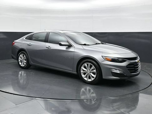 Used 2024 Chevrolet Malibu LT FWD image 3