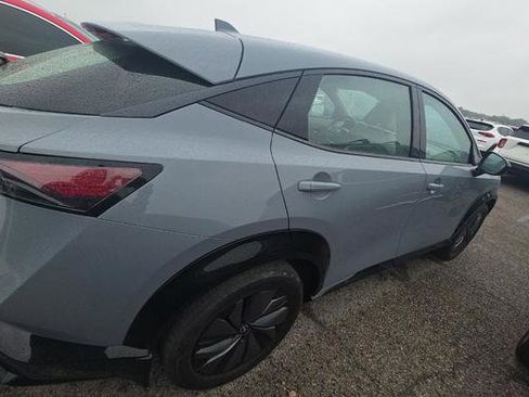 Used 2024 Nissan Ariya AWD image 2
