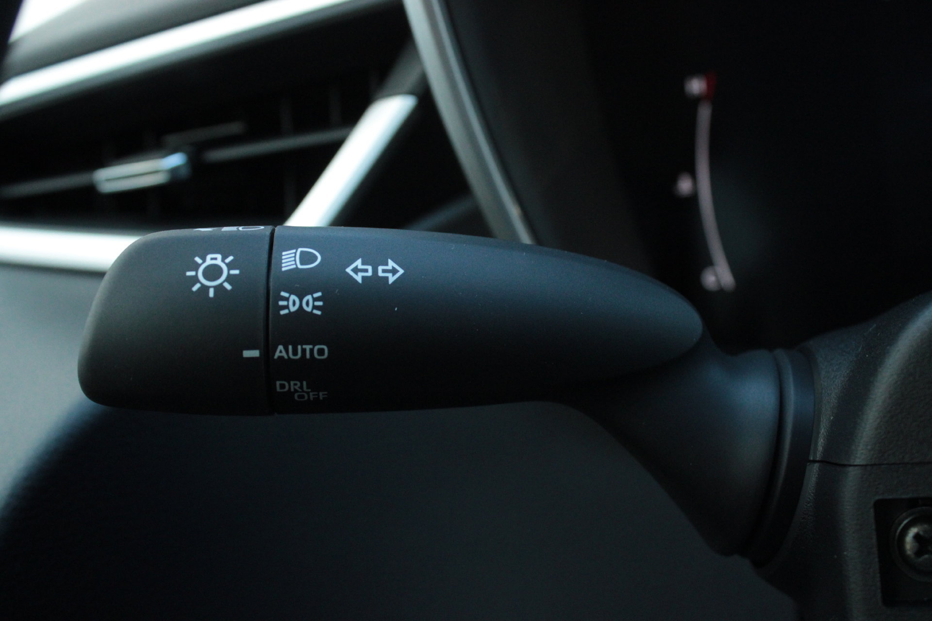 New 2027 Toyota Corolla SE FWD image 34